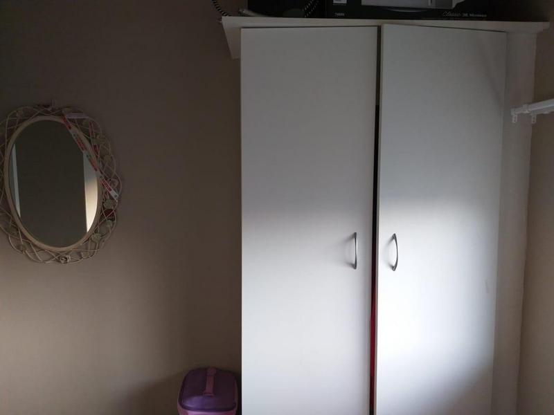 To Let 2 Bedroom Property for Rent in Uitzicht Western Cape